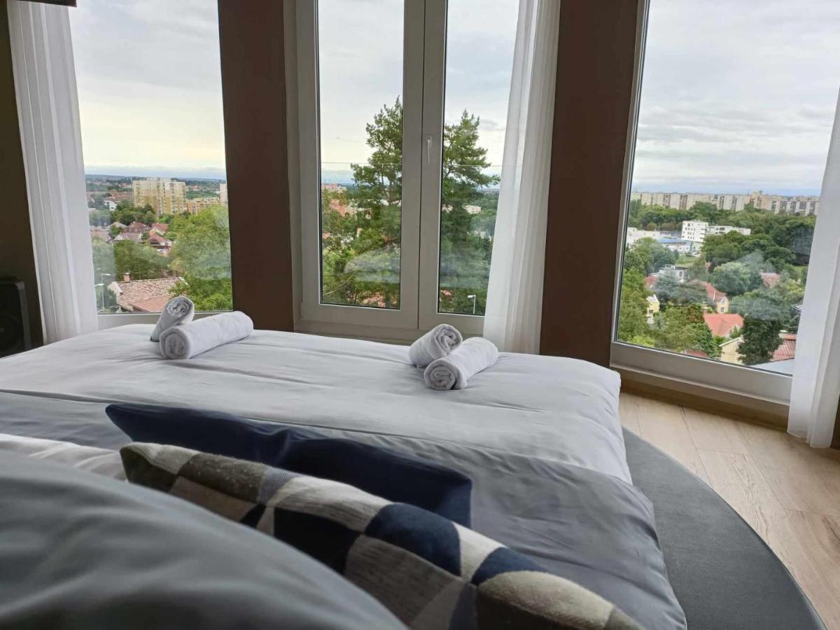 West Panorama Penthouse - Apartment With A Fantastic View Of The City Szombathely Dış mekan fotoğraf
