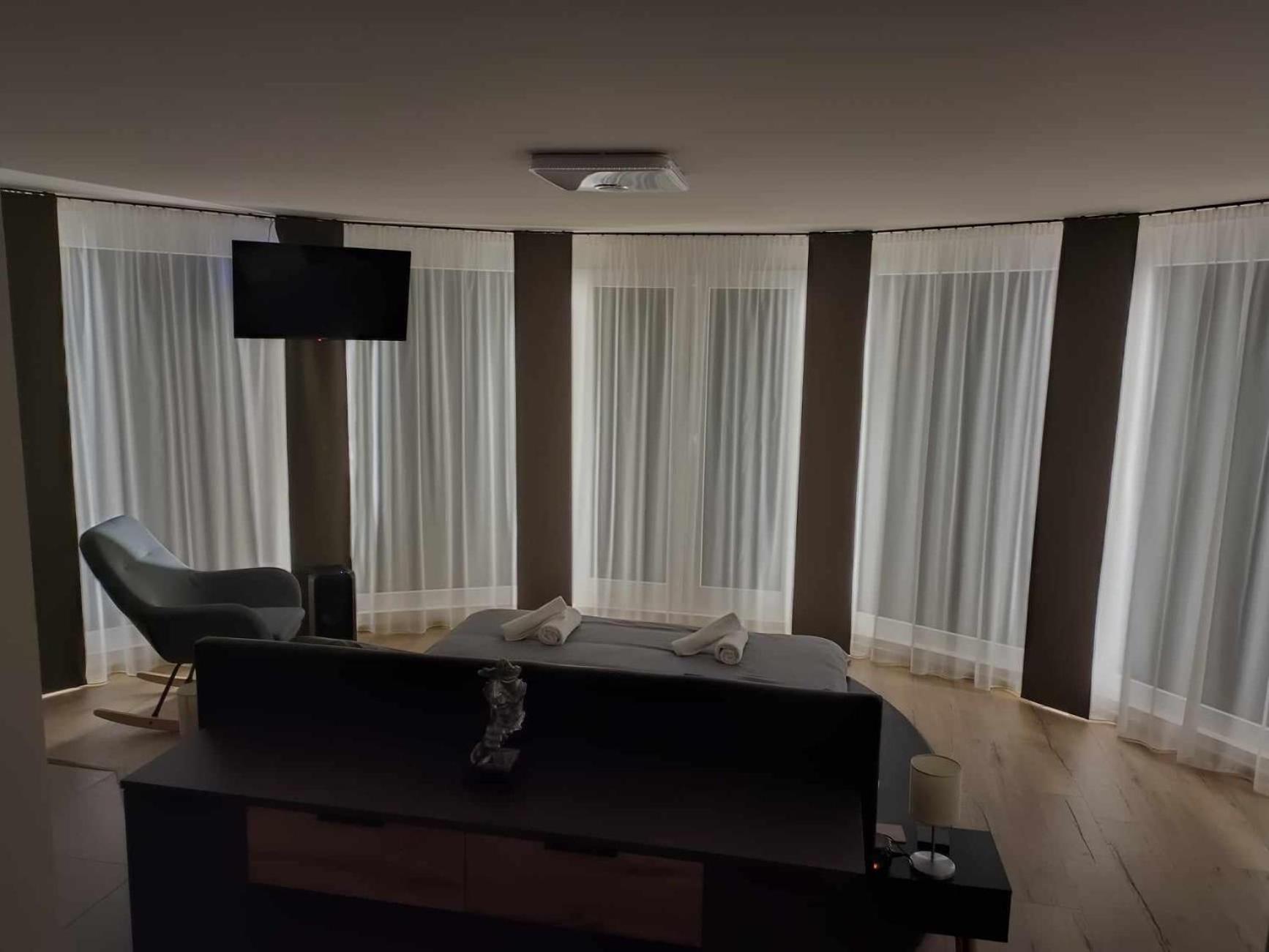 West Panorama Penthouse - Apartment With A Fantastic View Of The City Szombathely Dış mekan fotoğraf