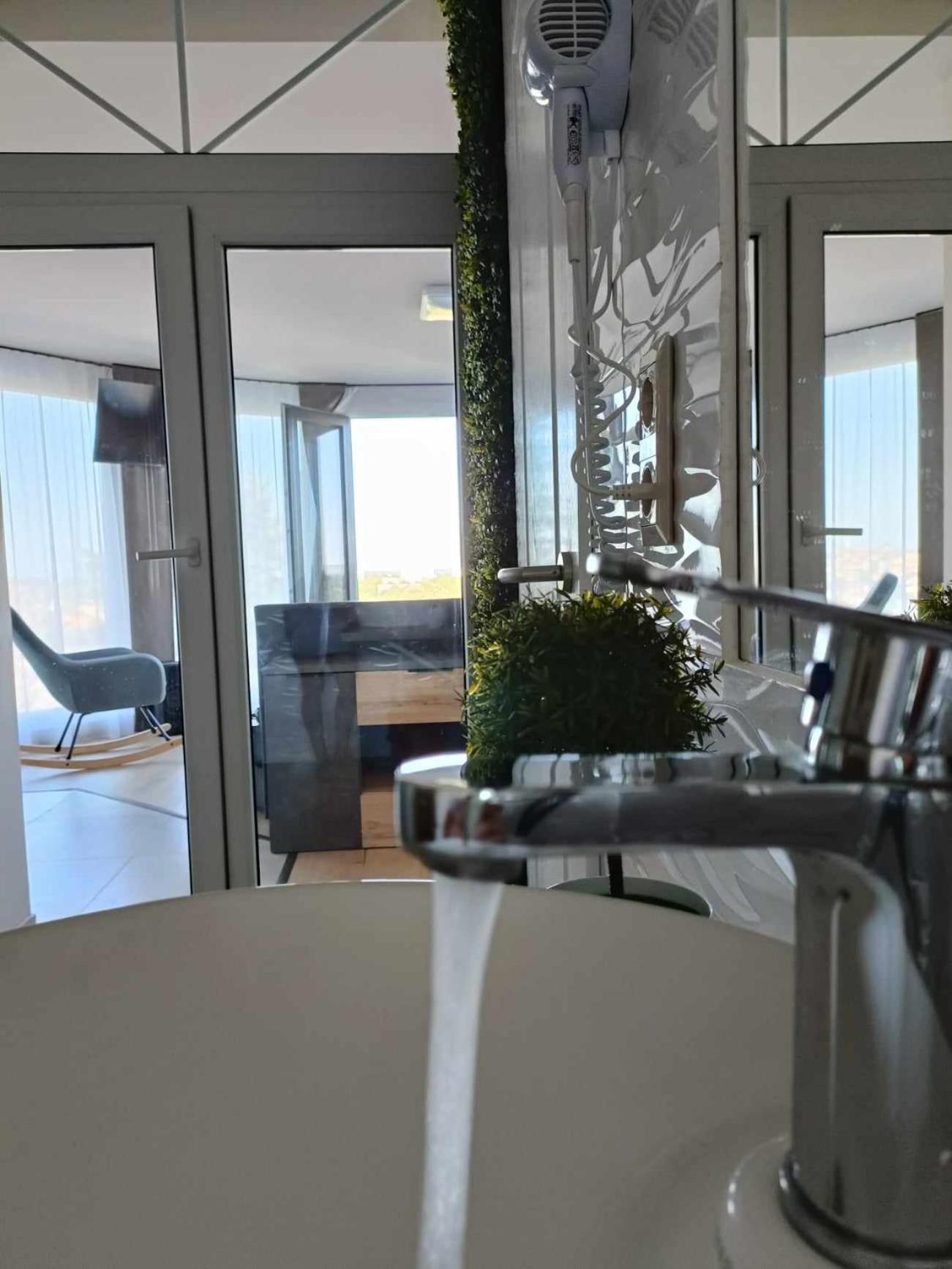 West Panorama Penthouse - Apartment With A Fantastic View Of The City Szombathely Dış mekan fotoğraf