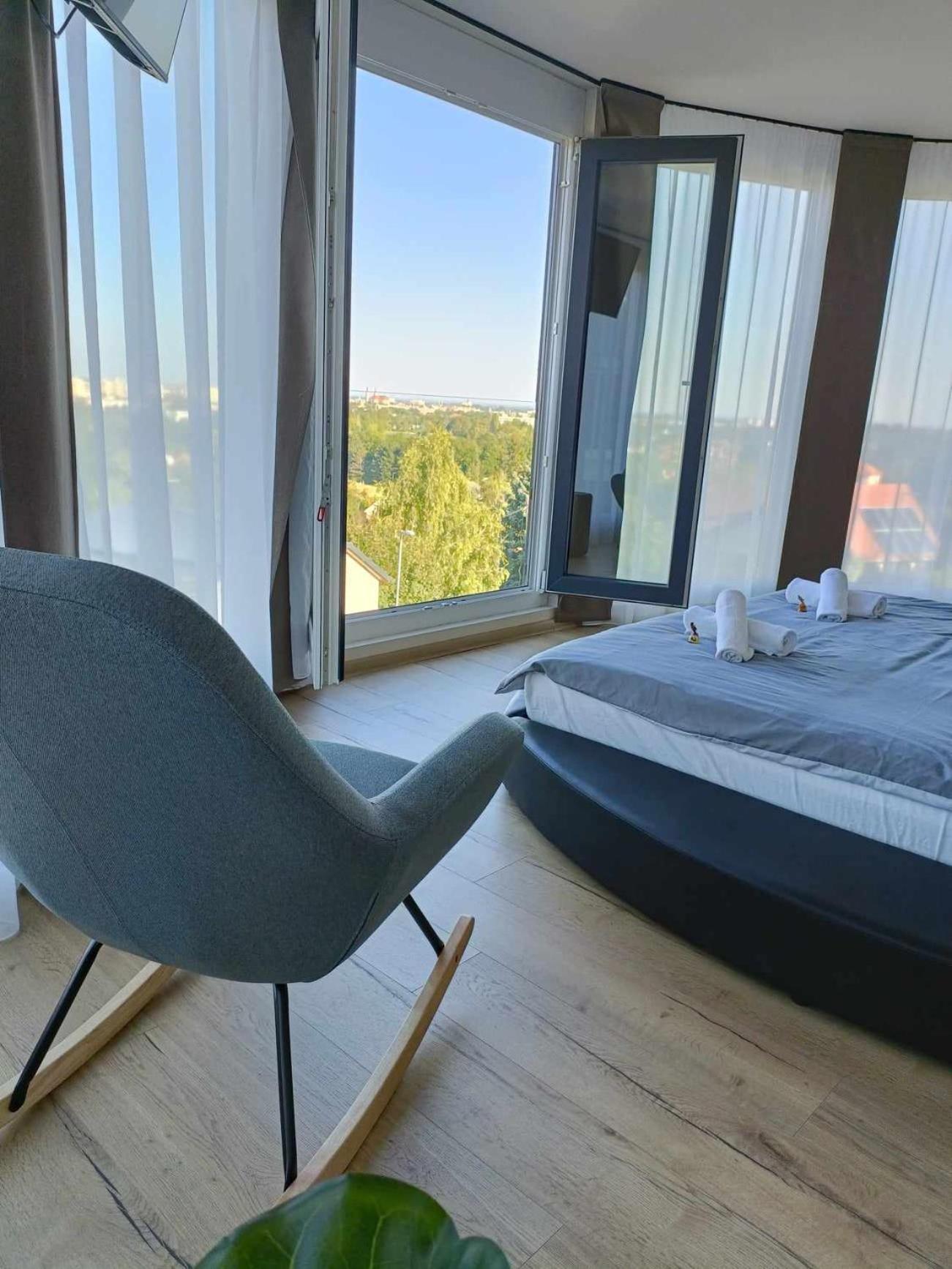West Panorama Penthouse - Apartment With A Fantastic View Of The City Szombathely Dış mekan fotoğraf